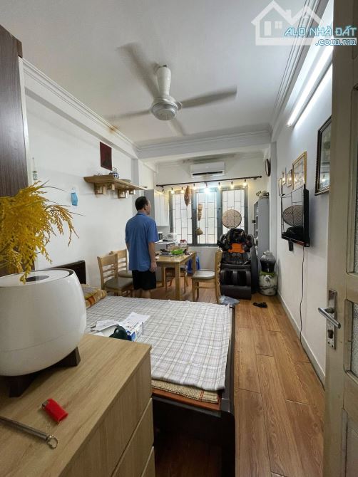 Lô Góc 2 Thoáng Đội Cấn, 7 Tầng Nhà Đẹp, 19m2 Mt 3m Chào 5.8 Tỷ - 2