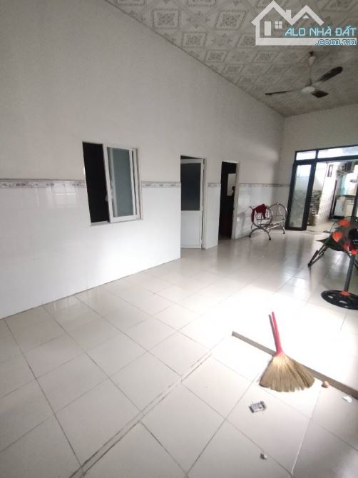 Nhà mặt tiền ngay chợ Xóm Mới 199m2 ngang 5m5 nở hậu 7m3 Đường Thống Nhất Phường 16 Gò Vấ - 2