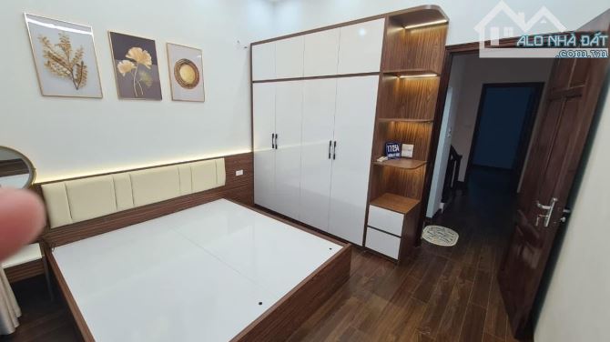 🏠PHỐ QUẦN NGỰA, 38M2 - DÒNG TIỀN 25TR THÁNG - 1 NGOẶT 20M Ô TÔ TRÁNH, 2 THOÁNG, SỔ VUÔNG - 2