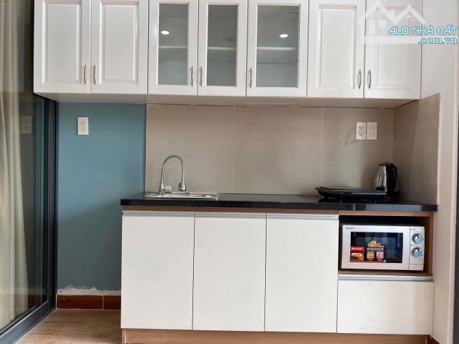CĂN HỘ TÁCH BẾP FULL NỘI THẤT CỰC RỘNG 40M2 NGAY QUẬN 3 - 2