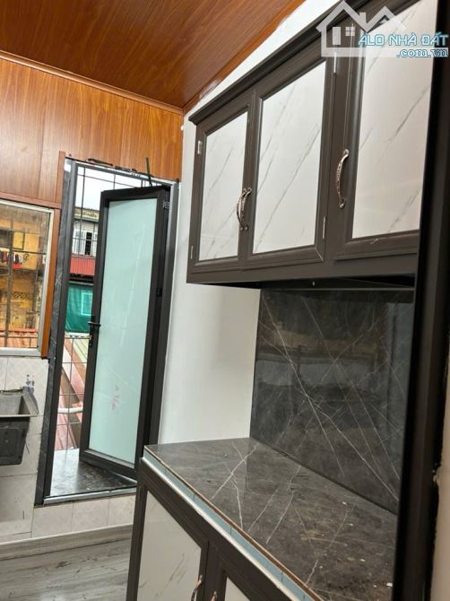 TẬP THỂ NHÀ MÁY THUỐC LÁ THĂNG LONG – NGUYỄN TRÃI – 50m² – 2.38 TỶ - 2