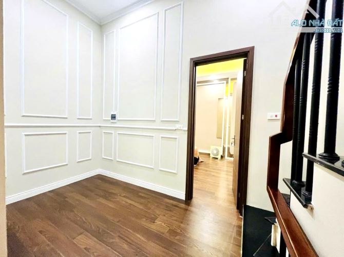 HIẾM! LÔ GÓC 2 MẶT THOÁNG - NGÕ THÔNG 15M GẶP Ô TÔ - FULL NỘI THẤT XỊN - 39M HƠN 7 TỶ - 2
