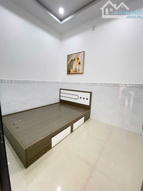 BÁN NHÀ 2 TẦNG HẺM ĐÔ LƯƠNG ( 2p ngủ , 2 wc ) , GIÁ 2 TỶ 180 TRIỆU - 2