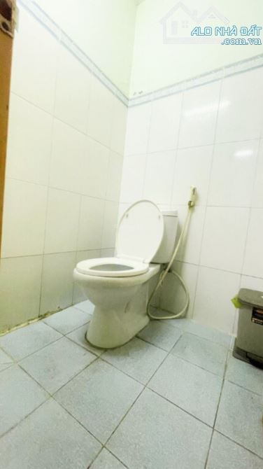 🔥 BÁN NHÀ PHẠM THẾ HIỂN, P.6, Q.8 - DT LỚN 100M², HẺM THÔNG - CHỈ 6,X TỶ. - 2