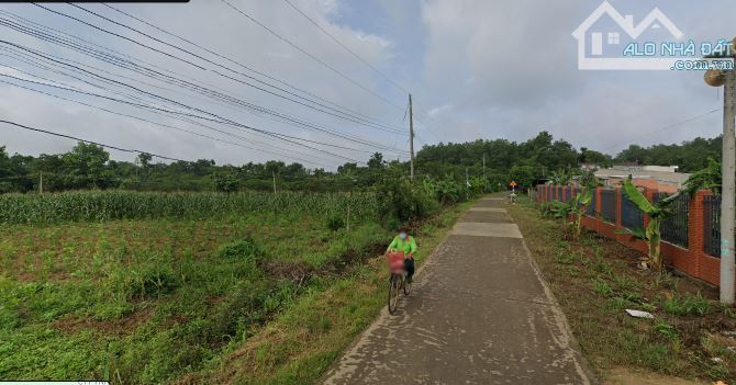 BÁN LÔ ĐẤT KHU DÂN CƯ HIỆN HỮU 1333M2(20MX50M) NỞ HẬU 30M GẦN ĐIỂM XUỐNG CAO TỐC CHỈ 1TY1 - 2