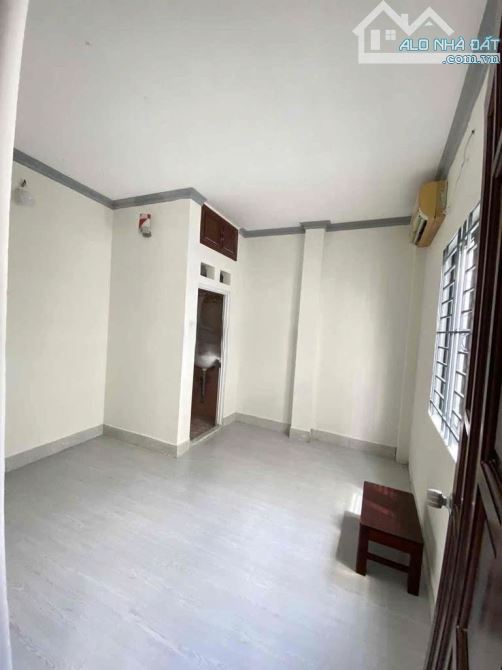 Cho Thuê Nhà Nguyên Căn Hẻm Đường Lê Văn Sỹ Phú Nhuận Cũ - 2
