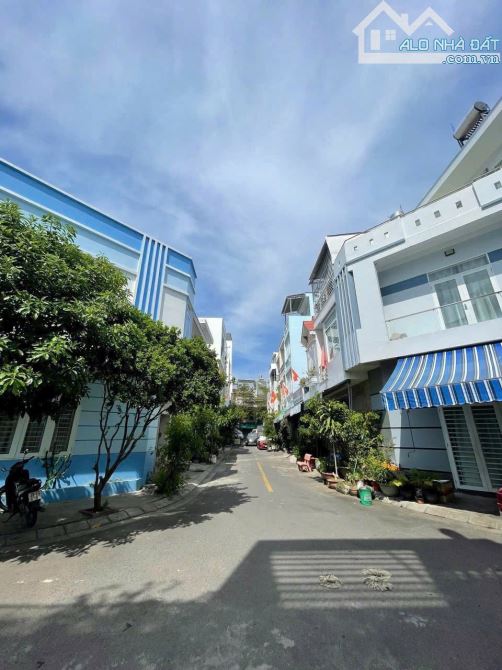 BÁN NHÀ CĂN GÓC 2 MẶT TIỀN ĐƯỜNG B6 – KHU TĐC VCN PHƯỚC HẢI. GIÁ 4,75 TỶ. CN 19.9 - 2
