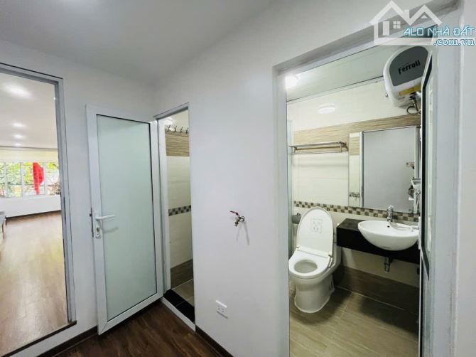 Bán căn tập thể Nghĩa Tân 75m2 3 ngủ thoáng đẹp, thấp tầng bếp rộng sẵn sổ 4,55 tỷ - 2