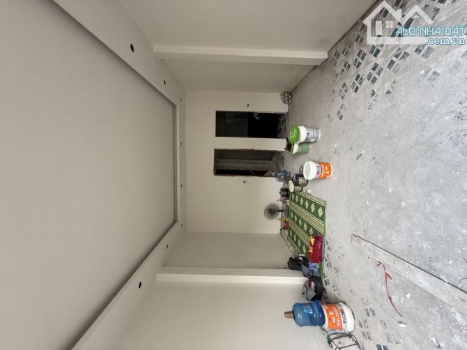 13.8 TỶ . 50M2 . THANG MÁY . XÂY MỚI. 5 M Ô TÔ TẢI CHẠY TRÁNH NHAU . HÀNG XÓM TIME CITY . - 2