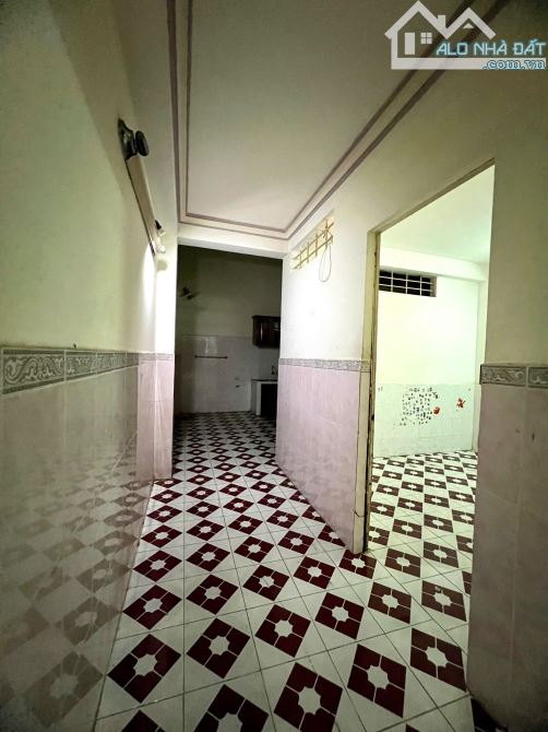 Giảm giá 200 Triệu , Bán nhanh trong 5 ngày. nhà mặt tiền đường Phan Huy Ích Nha Trang, - 2