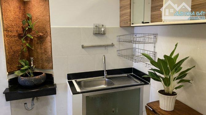 Bán nhà đường Bành Văn Trân, 3.3x9m, 2 tầng, giá 4.19 tỷ tl - 2