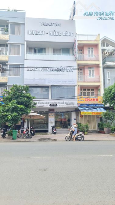 Bán nhà đường Tạ Quang Bửu Phường 4 Quận 8. Gần ngay TTTM Parc mall. Khu vực kd sầm uất - 2