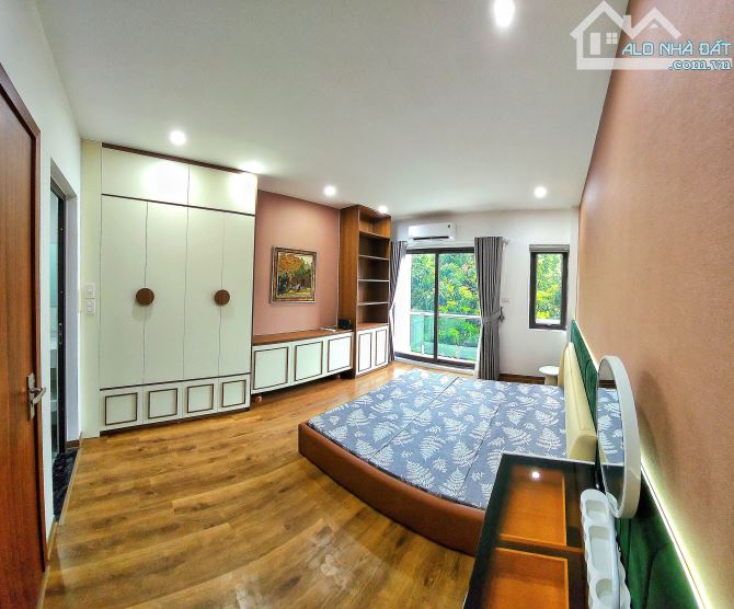 SIÊU PHẨM GIÁP CỔ LINH - NGÕ NÔNG Ô TÔ QUA - BÃI ĐỖ XE Ô TÔ GẦN - THÔNG THOÁNG MỌI NGÕ - 2