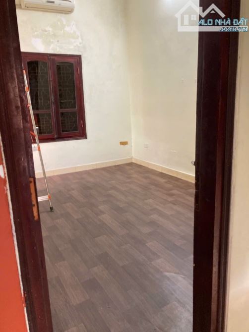 Cho thuê nhà nguyên căn ngõ 565 Nguyễn Trãi, Thanh Xuân Bắc, Thanh Xuân. DT 45m x 4 tầng, - 2