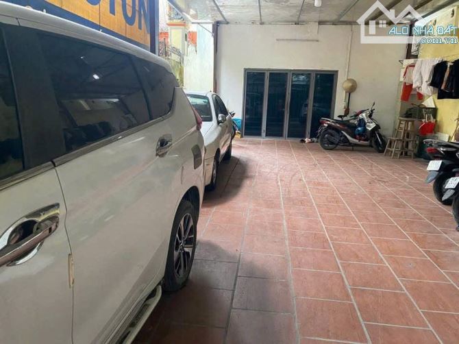 Cho thuê nhà nguyên căn ngõ 325 Kim Ngưu, phường Thanh Lương, Hai Bà Trưng. DT 40m x 2 - 2