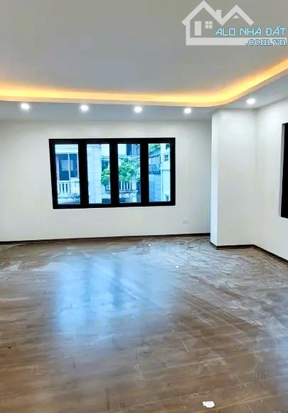Bán nhà Đội Nhân, Ba Đình - 7 Tầng thang máy - Lô Góc - Ngõ ô tô tránh - 2