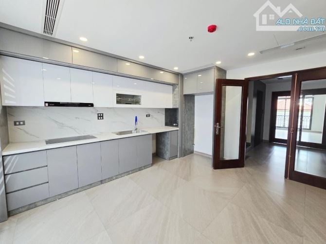 Bán Nhà Phân Lô ÔTô Hoàng Quốc Việt Cầu Giấy 70m2 7 Tầng Thang Máy Full Nội Thất Cao Cấp - 3