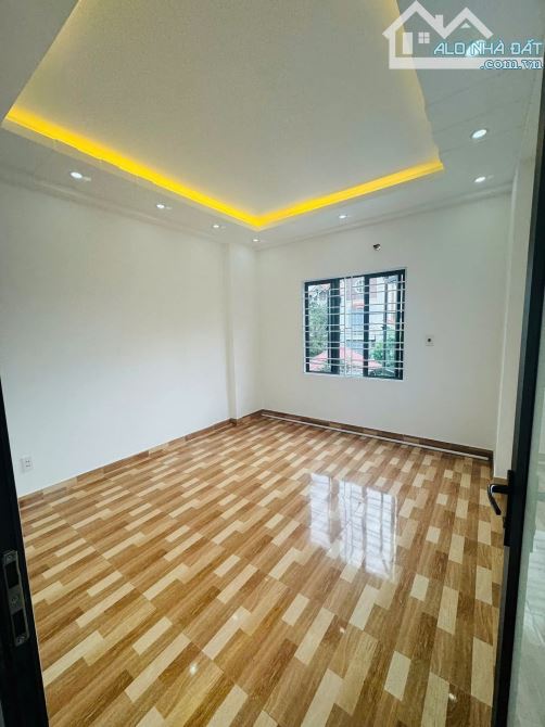 Bán nhà 4 tâng tại Nguyễn Văn Linh , Lê Chân Giá 3 tỷ 350 - 3