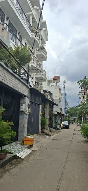 CHÍNH CHỦ GẤP BÁN - NHÀ 1 TRỆT 1 LỬNG – CHỢ LIÊN KHU 5-6  BÌNH TÂN GIÁP TÂN PHÚ - 56M² - 3