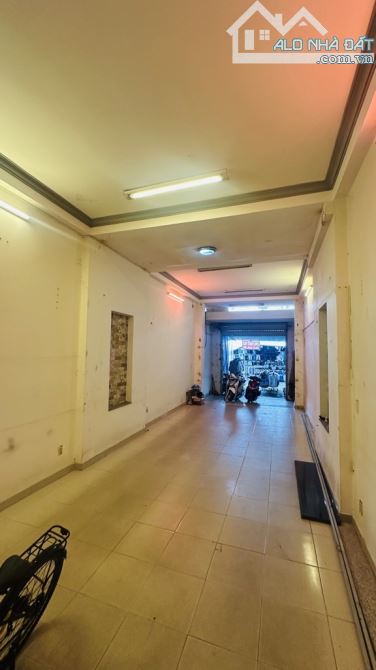 Mặt tiền Quang Trung ngay chợ Hạnh Thông Tây gần 100m2 đúc 5 tầng giá 15,5 tỷ TL đường 10m - 3