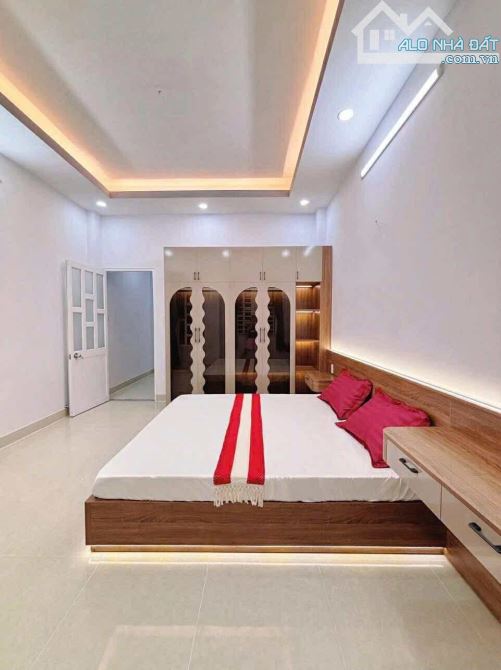 BÌNH TÂN-  HƯƠNG LỘ 2- KHU DÂN TRÍ CAO  - 60m2 - 3 LẦU -4PN - NHỈNH 6 TỶ XÍU - 3