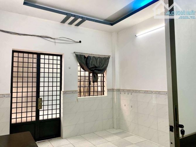 NHÀ ĐẸP LUNG LINH Nguyễn Văn Nghi - Gò Vấp - 3 Tầng - 2PN,3WC - DT 21m2 - Hơn 3 tỷ - 3