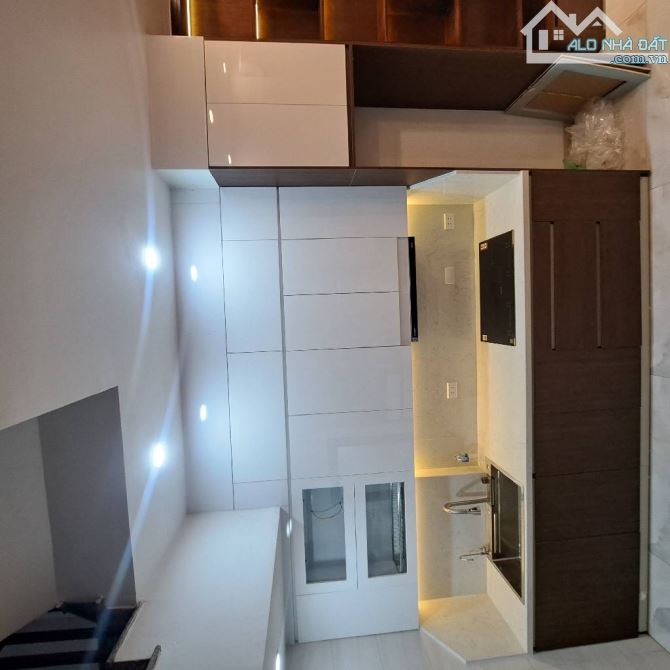 6,3 TỶ - 35M2 - 6 TẦNG - FULL NT - Ô TÔ ĐỖ CỔNG NHÀ - VIỆT HƯNG - TRƯỜNG HỌC GẦN - 3
