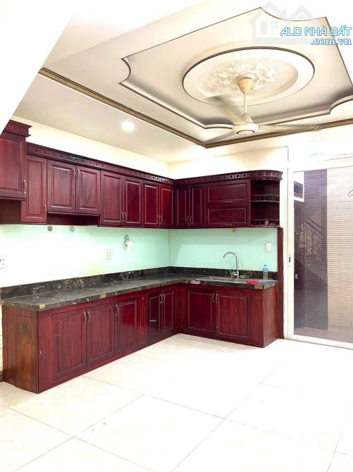 Cho thuê nhà hoàng quốc việt giáp phú mỹ hưng 4 tấm giá chỉ 20tr - 3