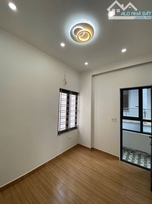 Bán dãy nhà 4 tầng xây mới-miếu hai xã-lê chân- giá ( 3,55- 3,8 tỷ ), 40m2- 45m2 - 3