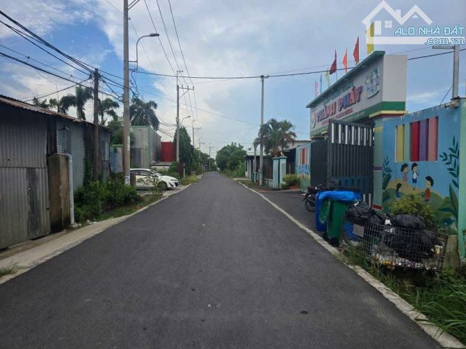BÁN GẤP ĐẤT 216 M² GIÁ 660TR MT NGUYỄN THỊ LẮNG TÂN PHÚ TRUNG CỦ CHI - 3