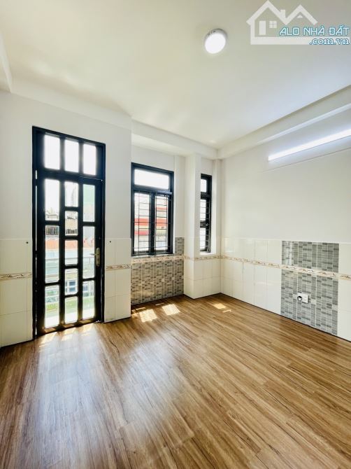 Quới -BÁN NHÀ 1 XẸT HẺM 6m ĐƯỜNG LÊ VĂN QUỚI, 4 TẦNG NHÀ MỚI Ở NGAY. - 3