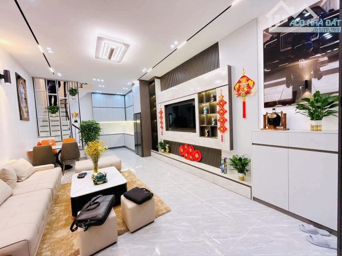Bán nhà Hoàng Hoa Thám-đẹp thoáng sáng-có sân để xe-10m ra ô tô-ở luôn-55mx5 tầng-mt6-12 t - 3
