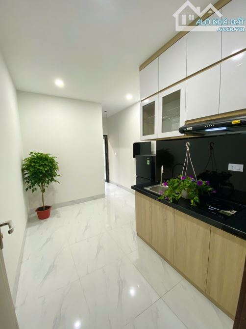 🏠TÒA CCMN 4 MẶT THOÁNG - 7 TẦNG- LÔ GÓC -17 PHÒNG🚪Thu 70 tr/th 💰16,4 tỷ 📞Hằng mini - 3