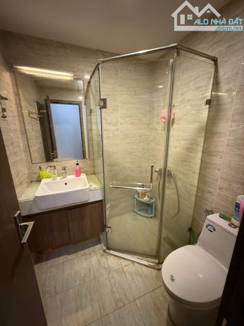 Bán chung cư Đặng Xuân Bảng, Bắc Linh Đàm, 3pn, 3 thoáng, nội thất xịn, 115m, 7.52tỷ. - 3