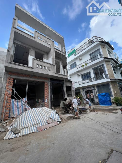 Bán nhà hẻm xe hơi Bình Đông, quận 8, dt (5m x10m) 3 tầng, hot 5.5 tỷ - 3