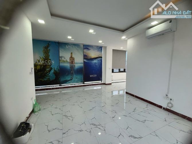 Cho thuê nhà Mặt Phố Đội Cấn, 7 tầng x 70m2, mặt tiền  3.9m, Spa, Trung tâm, VPcty - 3