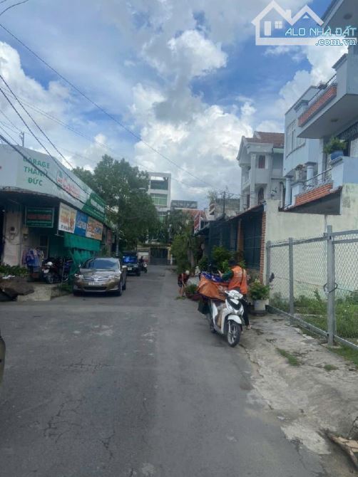 NHÀ ĐẸP 3 TẦNG, VIEW CÔNG VIÊN, HẺM NHỰA 7m, SÁT PHẠM VĂN ĐỒNG 8X21 CHỈ 19 TỶ. - 3