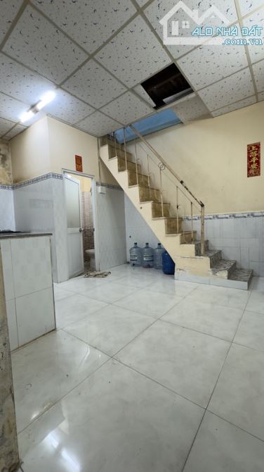 Chiến Lược, BTĐ, Bình Tân. DT 4,6 x 10, 2 tầng. Giá 4,05 tỷ TL. - 3