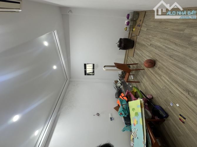 Nhà đẹp 5 ngủ ở ngay , Thanh Nhàn Bạch Mai , Gần ô tô ngõ vào rộng , 2 thoáng vĩnh viễn - 3