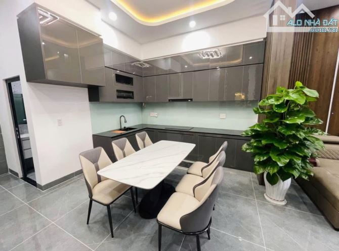 BÁN NHÀ 1 TRỆT 1 LẦU - SỔ RIÊNG THỔ CƯ  CUỐI ĐƯỜNG ĐỒNG KHỞI CHỈ 600 TRIỆU SỞ HỮU NGAY - 3