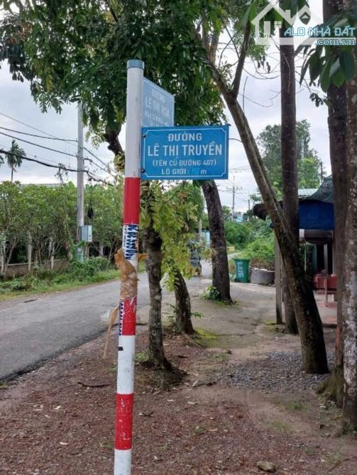 CẦN BÁN GẤP 950TRIỆU LÔ ĐẤT ĐƯỜNG NGUYỄN THỊ LẮNG, PHƯỚC VĨNH AN 261M2, SHR, THỔ CƯ - 3