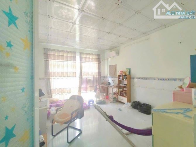 Bán nhà trệt lầu đường Lâm Văn Phận - KDC 586, P. Hưng Phú, TP Cần Thơ. Giá 2.65 tỷ - 3