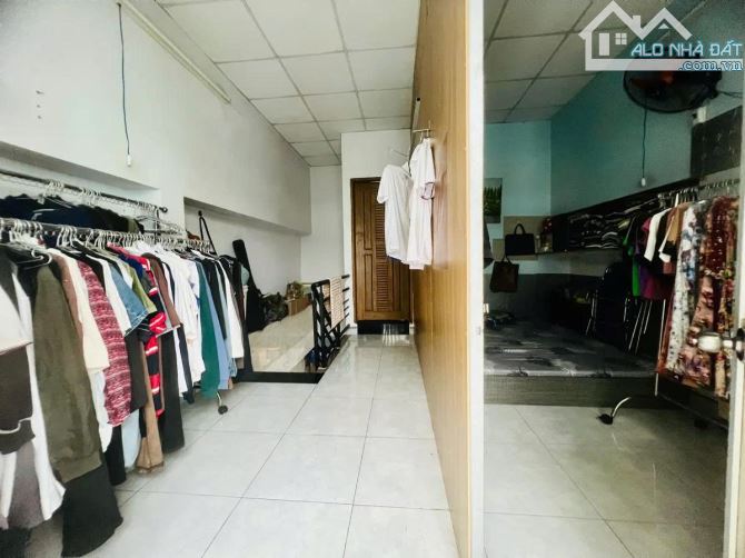 NHÀ BÁN TÂN BÌNH – HẺM THÔNG 2 MẶT-958/ Lạc Long Quân, P.8- 39m² (4,25 x 10m)-5.8 TỶ TL - 3