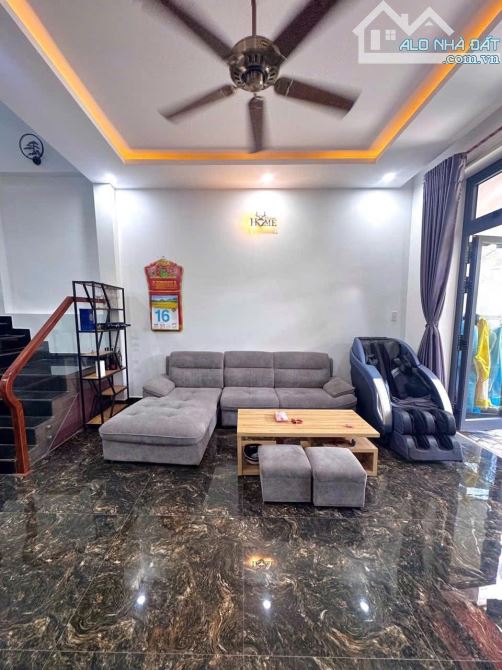 CẦN TIỀN BÁN GẤP- NHÀ MẶT TIỀN CHƠN TÂM- HOÀ MINH- LIÊN CHIỂU- 3 TẦNG- 126.9M- 5.x TỶ!! - 3