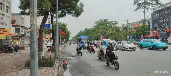 Bán nhà mặt phố lớn ngô gia tự long biên ,vỉa hè rộng kinh doanh dòng tiền  giá đầu tư - 3