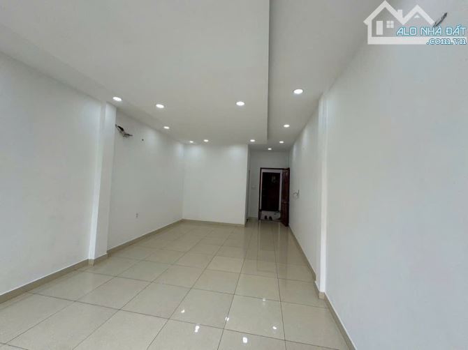 Nhà MT Nguyễn Văn Thương 70m2 3 tầng KD đỉnh - 3