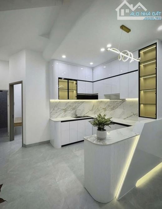 TIN NÓNG: BÁN GẤP NHÀ PHỐ GẦN UBND XÃ RẠCH KIẾN – 103m² – 2 TỶ 370 – SHR - 3