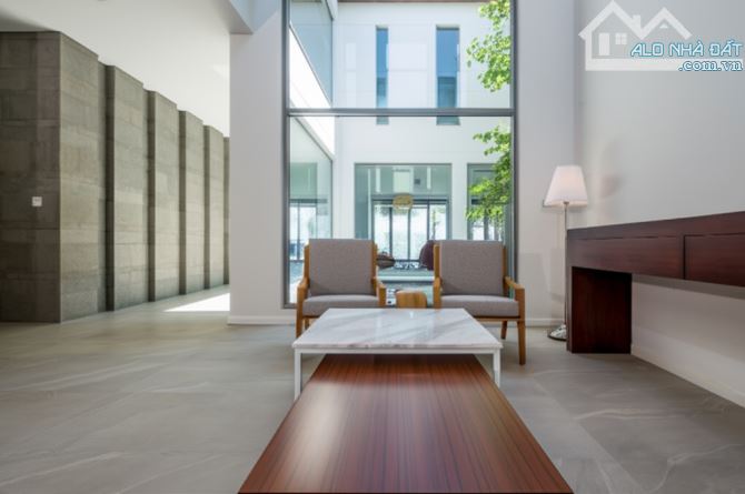 CHO THUÊ BIỆT THỰ  VIEW BIỂN- 1.000 M² - 6 PN - GIÁ 11.000 đô la/ tháng - 3