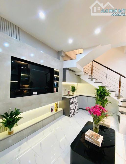 Bán nhà nhỏ xinh gần phố đường Láng, Đống Đa, 4 tầng sổ vuông nét - 3