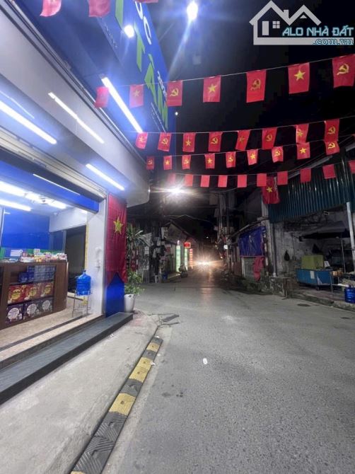 GIA QUẤT_LONG BIÊN : BÁN 2 CĂN HỘ CHUNG CƯ MINI CHỈ VỚI GIÁ 1 TỶ 1 , MẶT TIỀN 4,5M - 3